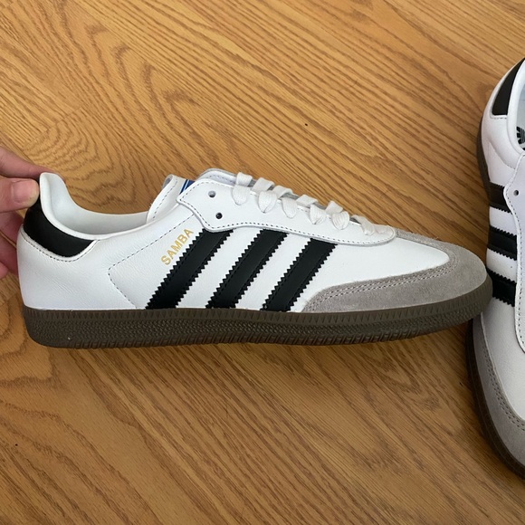 Adidas Samba OG White and Black Sneakers - Picture 3 of 6